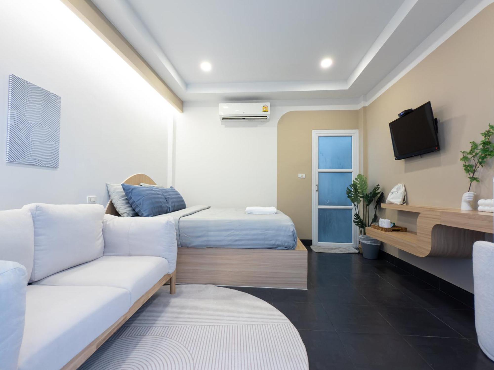 Hotel The Seathru Koh Larn 3*
