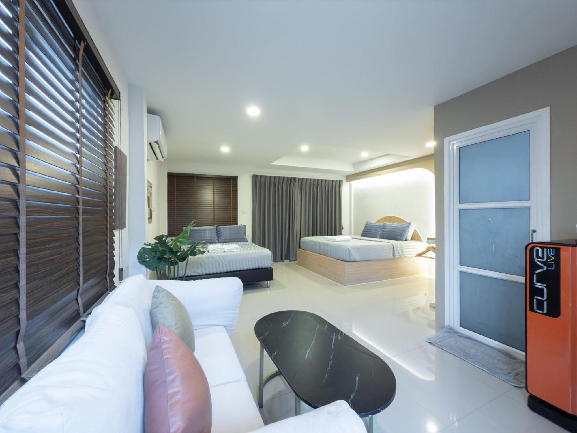 The Seathru Koh Larn Hotel Pattaya